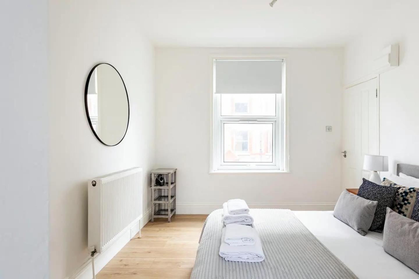 Stylish One Bedroom Apartment In Greater Londra Exterior foto
